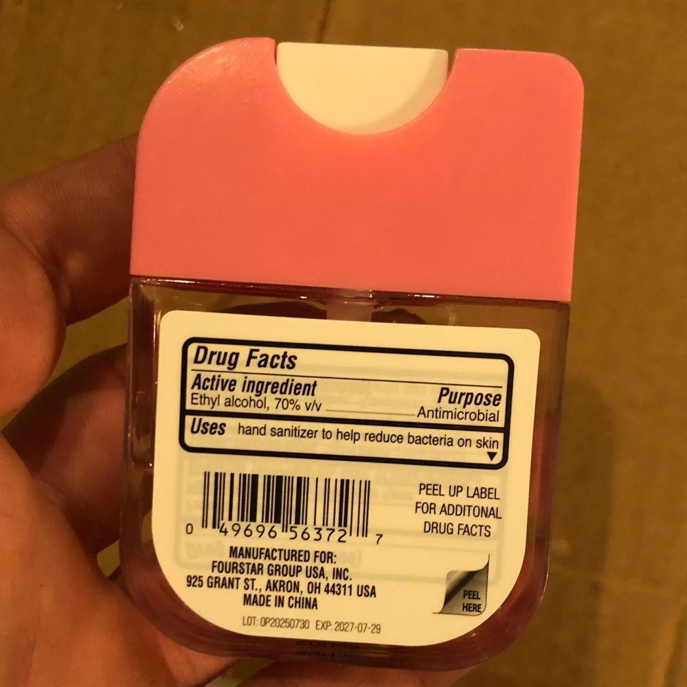 b.pure Pink Moisturizing Hand Sanitizer - Picture 3 of 3